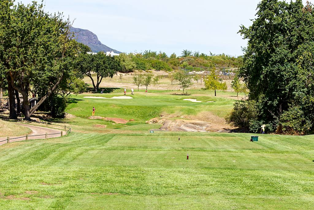 De Zalze Golf Club Bahn 1-9 M72 _6068_DxO