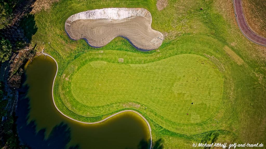 Atalaya Old Course Bahn 10 -18 DJI _0412_DxO