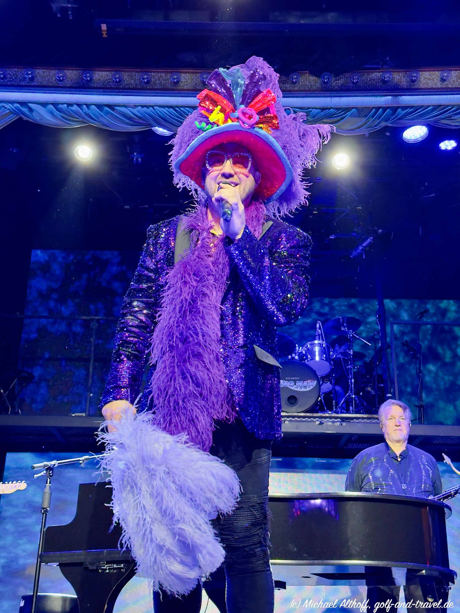 Las Vegas Piano Man IMG _6879_DxO