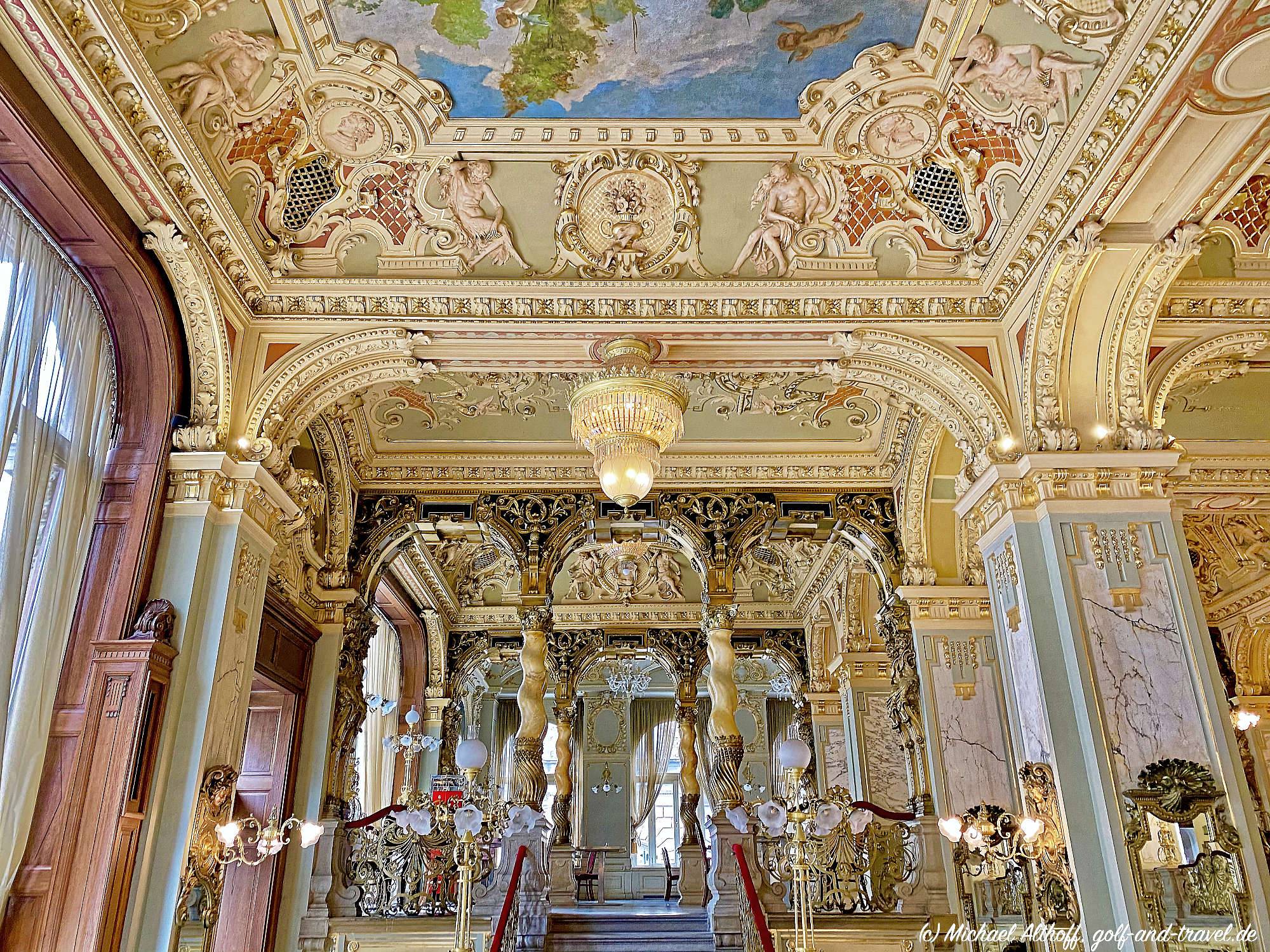 NYC Cafe Budapest IMG _8935_DxO_DxO