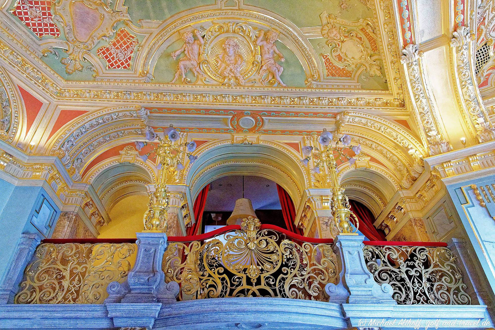 NYC Cafe Budapest MA7 _1465_DxO_DxO