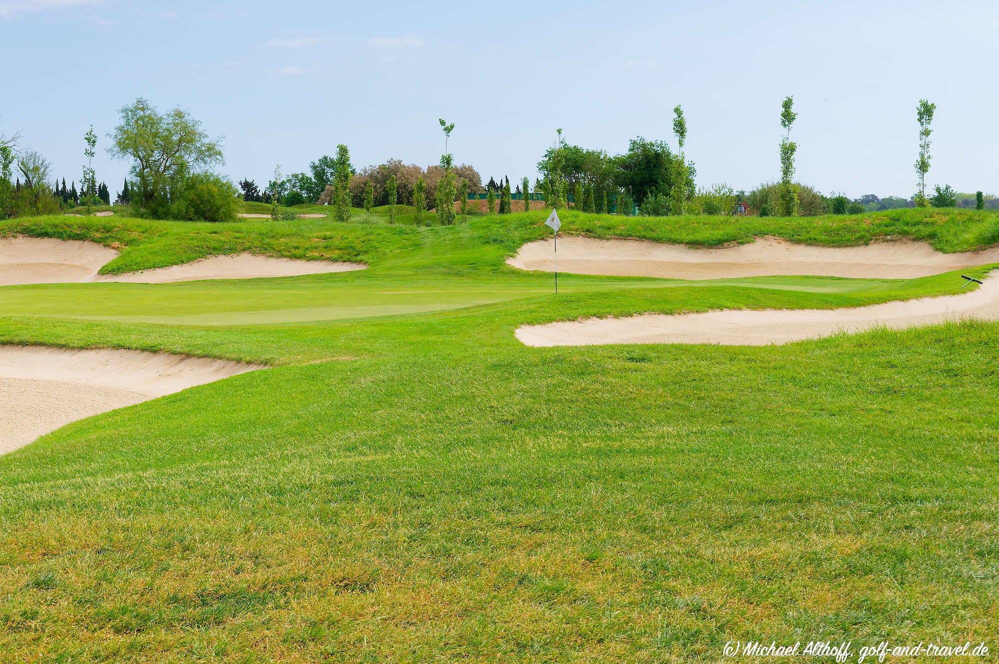 Emporda Links Bahn 1-9 MZ6 _0376_DxO