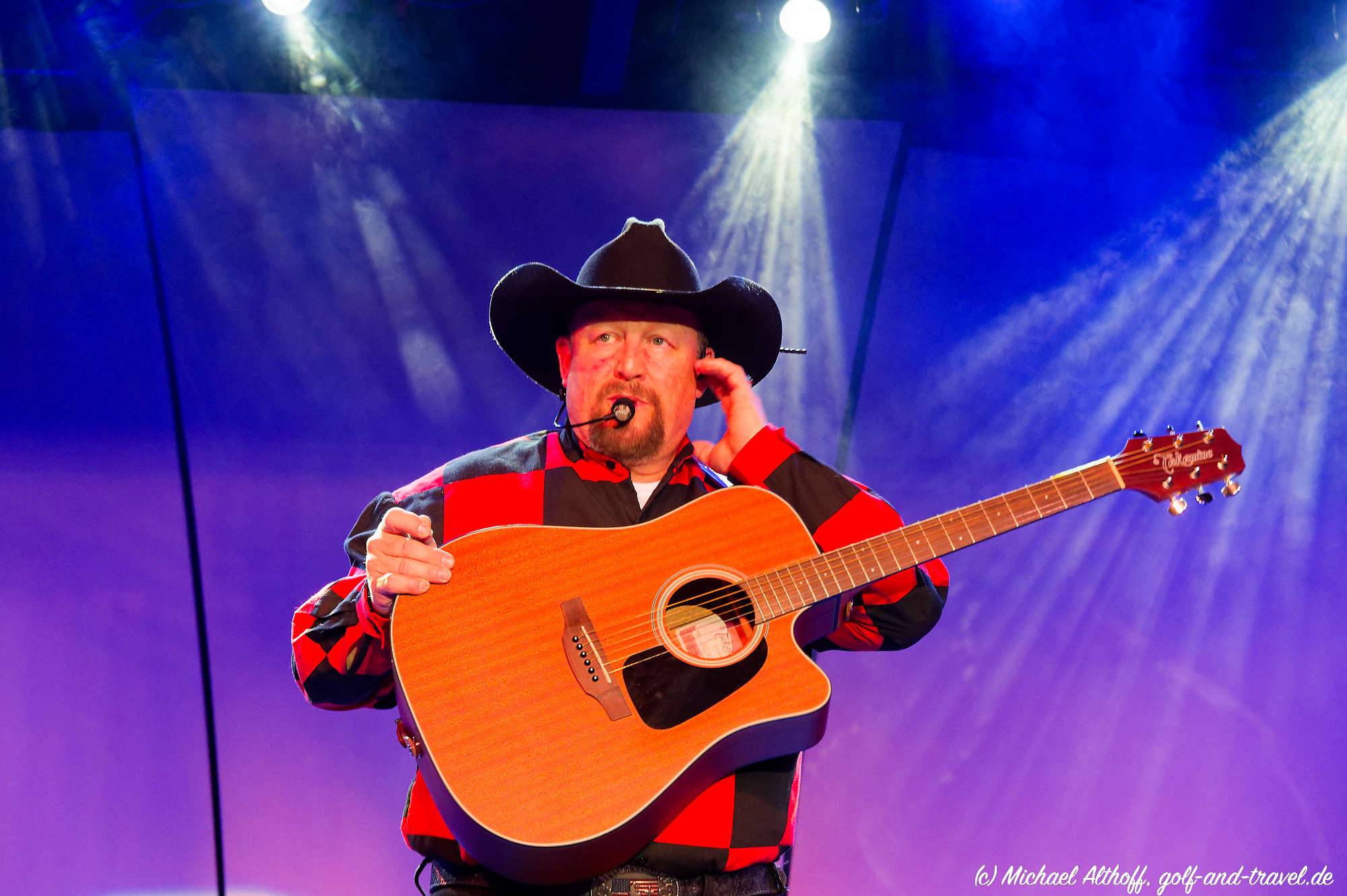 A Garth Tribute Fotos MZ6 _1750_DxO