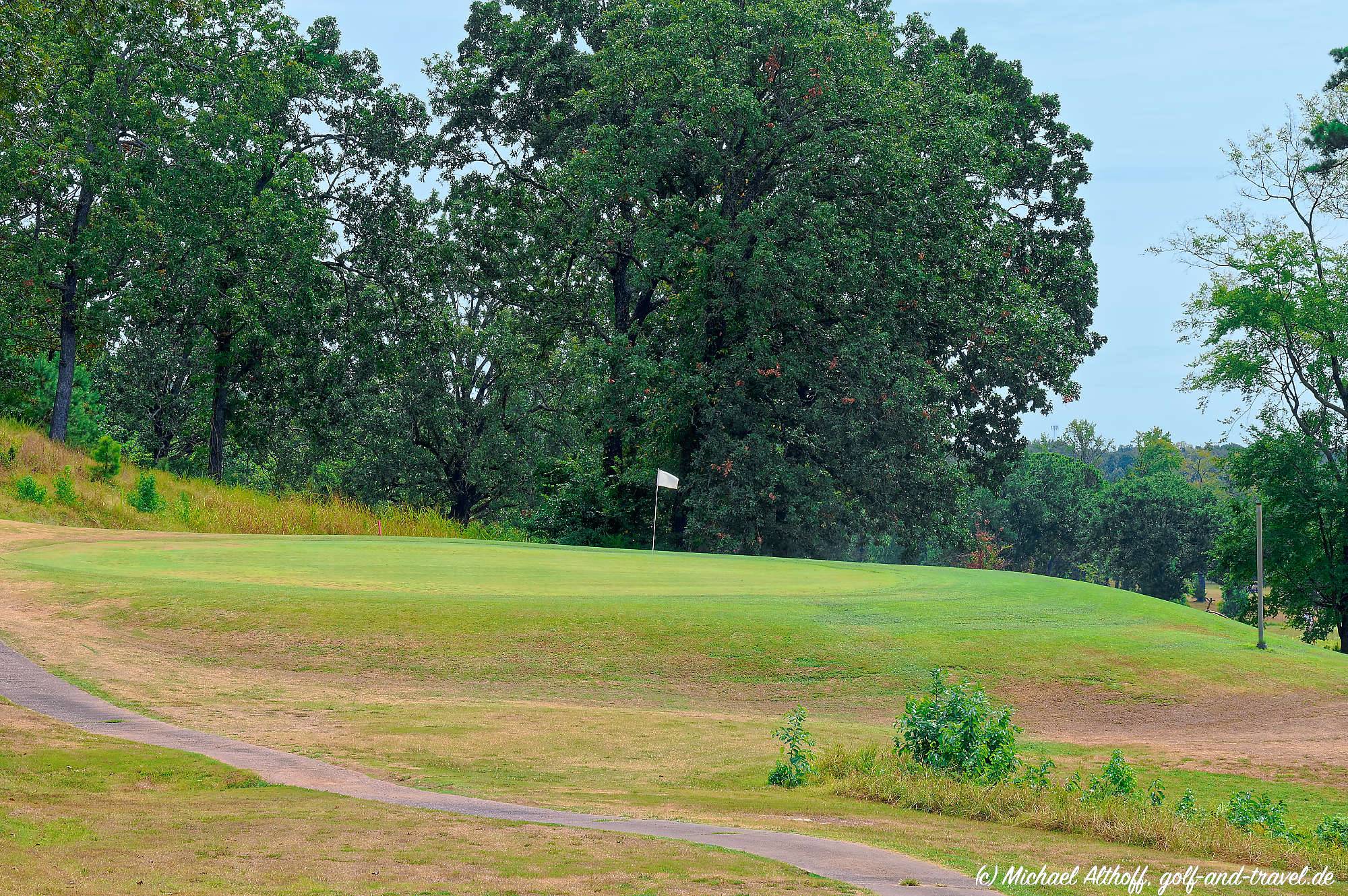Lions Den Bahn 1-9 MZ6 _2460_DxO