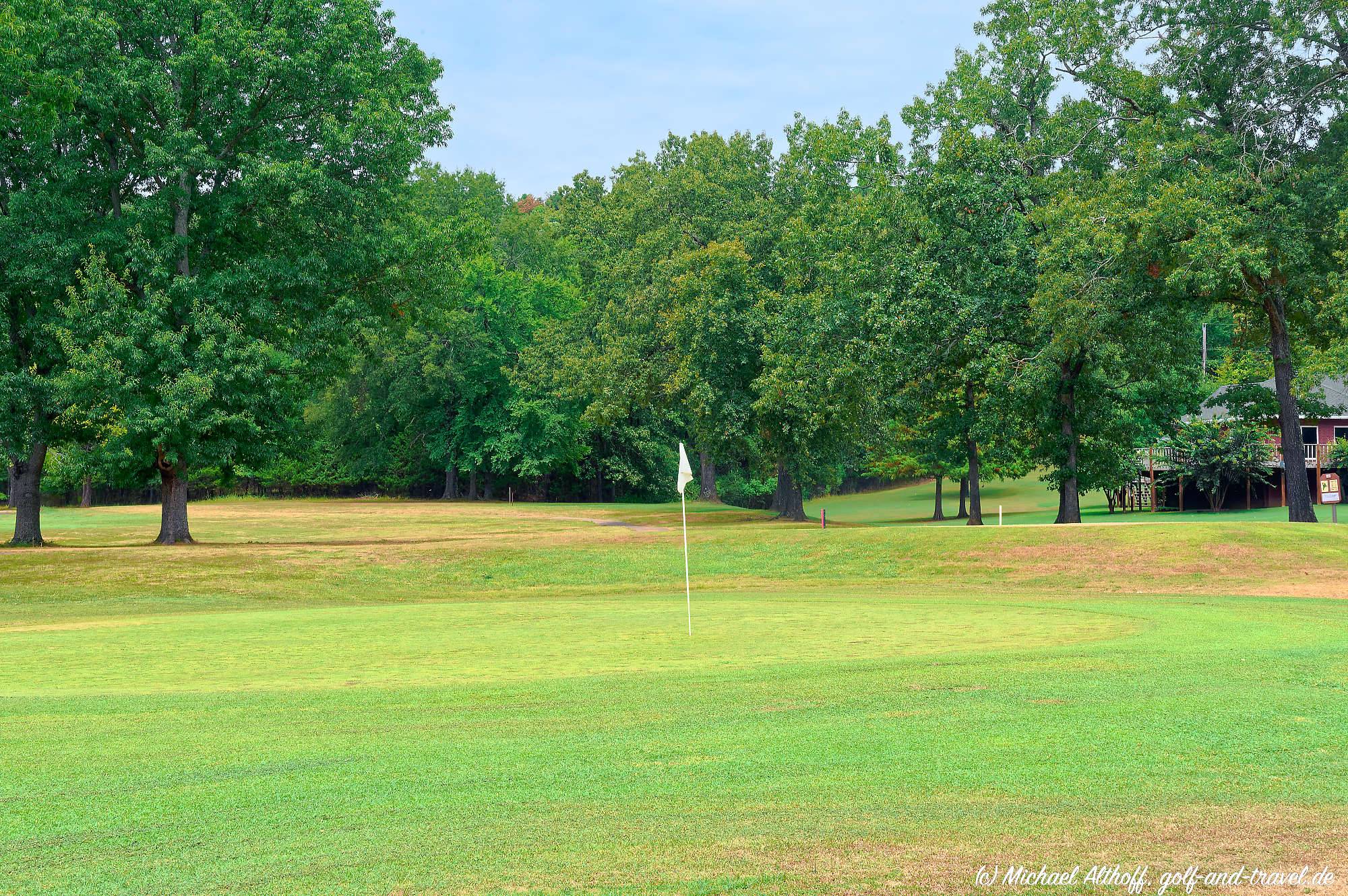 Lions Den Bahn 1-9 MZ6 _2490_DxO