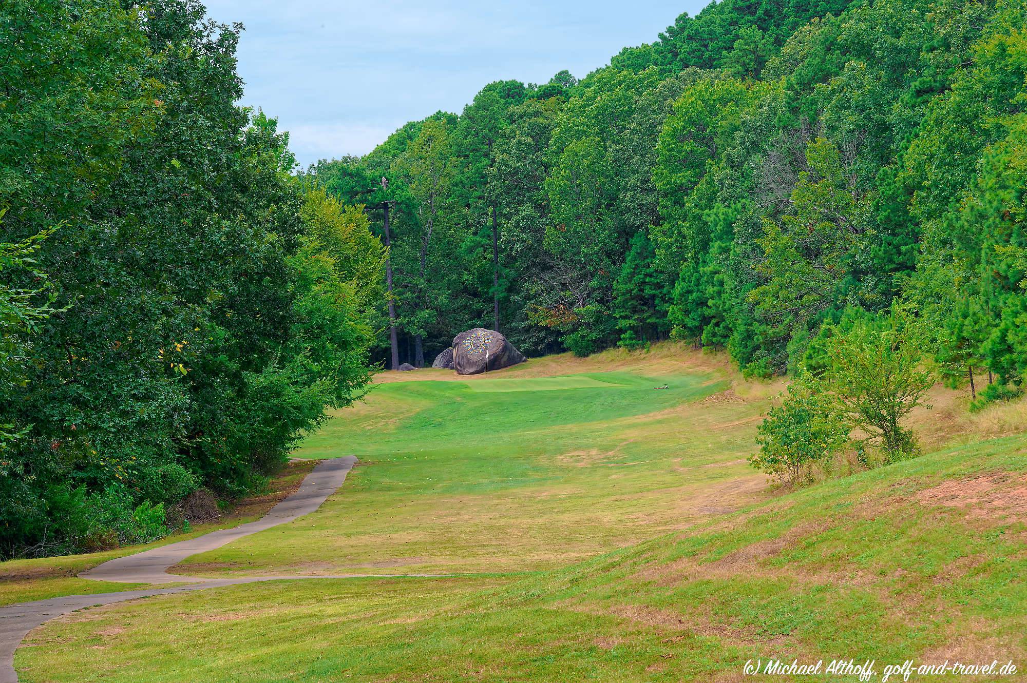 Lions Den Bahn 10-18 MZ6 _2527_DxO