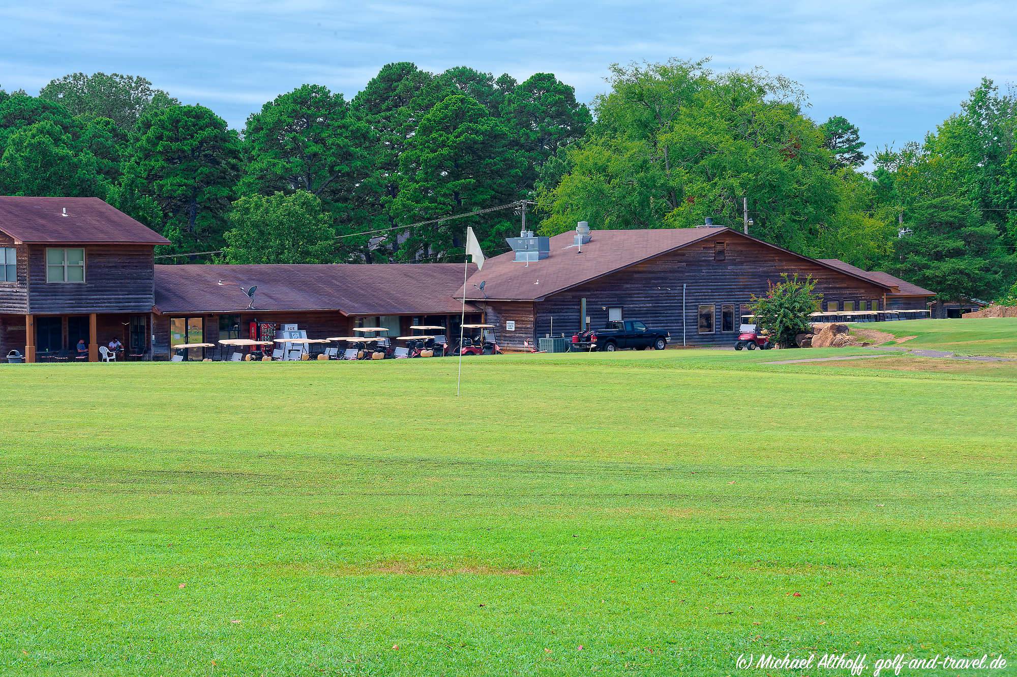 Lions Den Bahn 10-18 MZ6 _2555_DxO