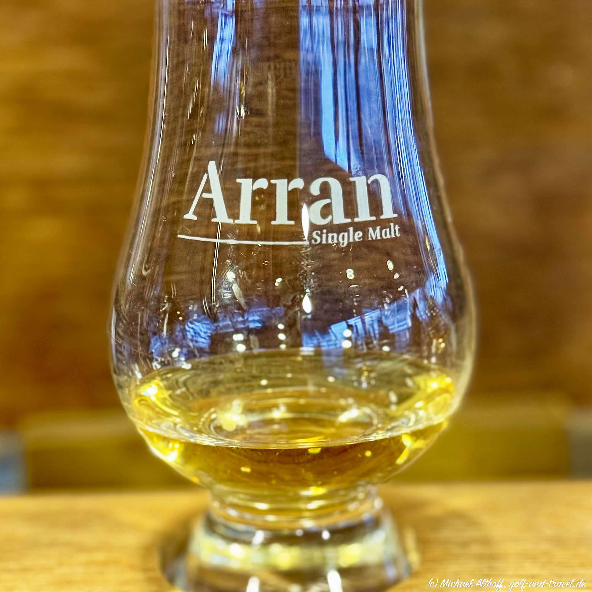 Lochranza Distillery IMG _2687_DxO