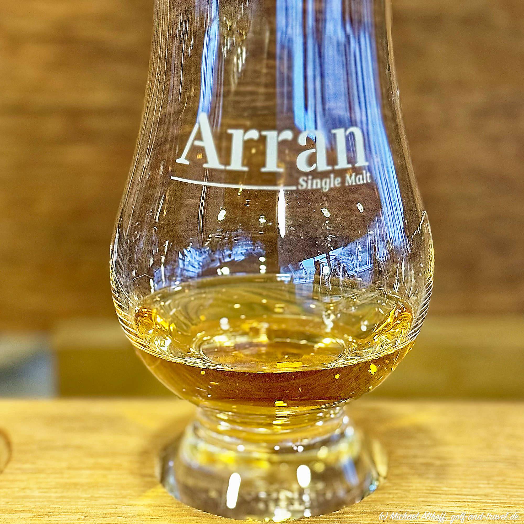 Lochranza Distillery IMG _2688_DxO