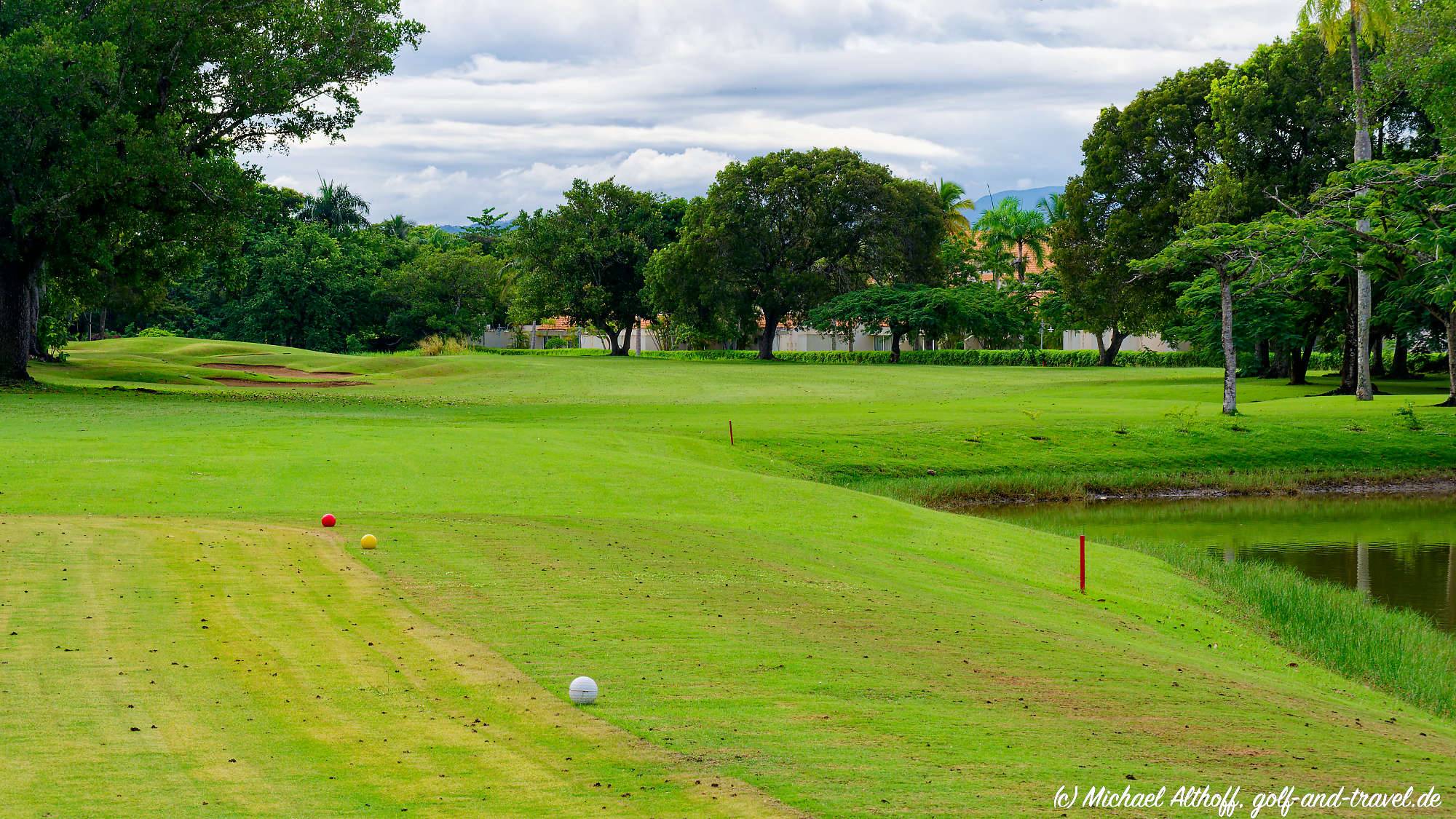 Playa Dorada Bahn 10-18 MZ6 _5930_DxO