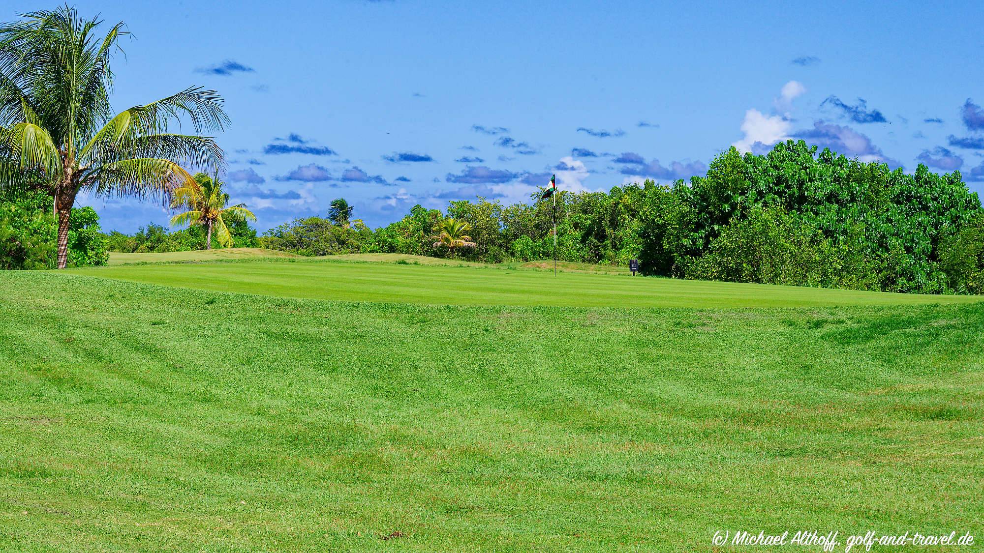 Royal St Kitts Bahn 10-18 MZ6 _5698_DxO