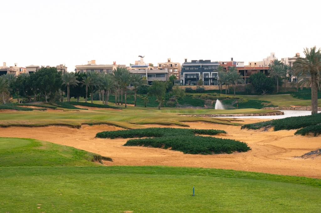 Katameya Dunes Palm Bahn 10-18 MZ6 _9721