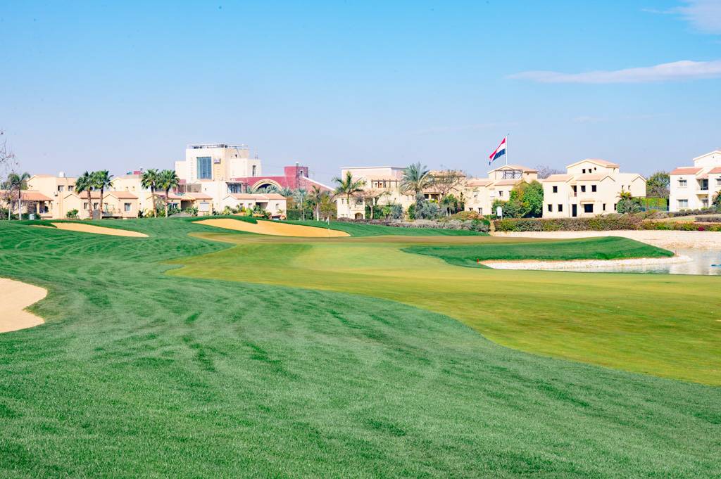 Madinaty Bahn 10-18 MZ6 _9588